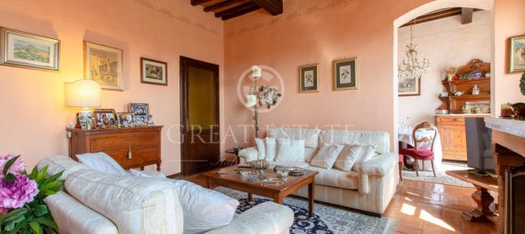 2 bedrooms Penthouse in Chiusi, Italy No. 109871 5