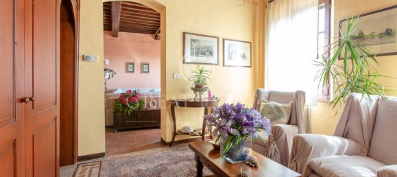 2 bedrooms Penthouse in Chiusi, Italy No. 109871 8