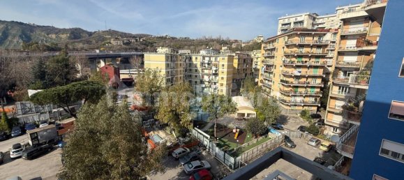 4 bedrooms Apartment in Naples, Italy No. 196734 34