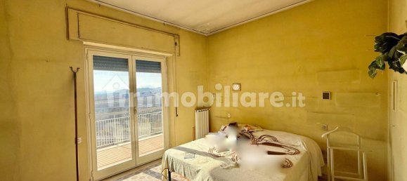 4 bedrooms Apartment in Naples, Italy No. 196734 16