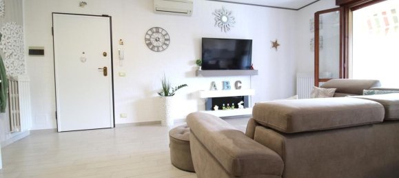Apartamento T4 em Suzzara, Italy N.º 329820 5