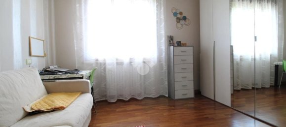 Apartamento T4 em Suzzara, Italy N.º 329820 8