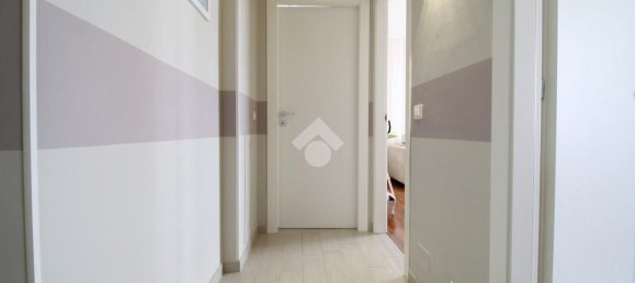 Apartamento T4 em Suzzara, Italy N.º 329820 9