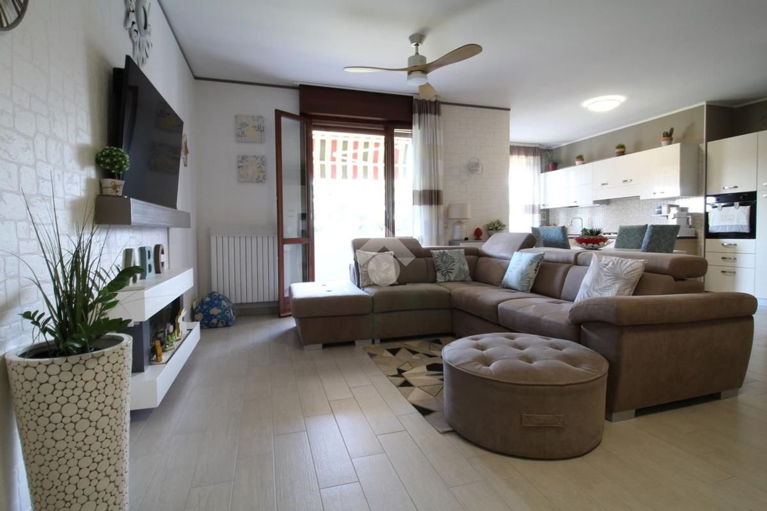 Apartamento T4 em Suzzara, Italy N.º 329820