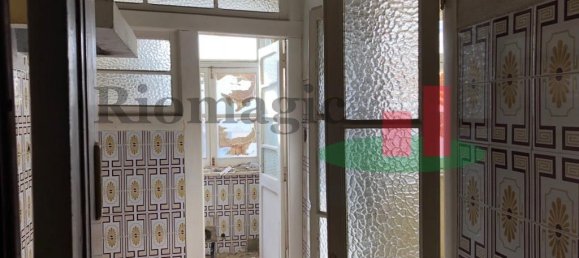 9 bedrooms Apartment in Lisbon, Portugal No. 66269 2