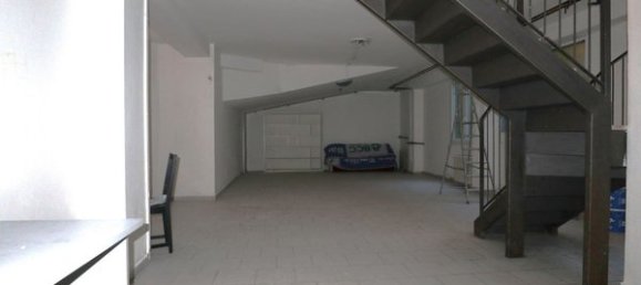 2-Zimmer Gewerbliche Immobilie in Bologna, Italy, Nr. 194841 22