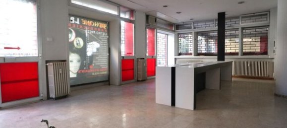 2-Zimmer Gewerbliche Immobilie in Bologna, Italy, Nr. 194841 3