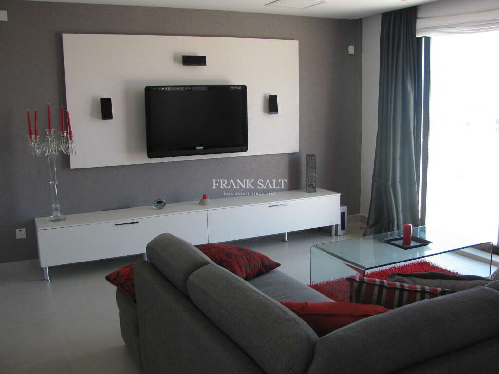 3 bedrooms Penthouse in Sliema, Malta No. 3243