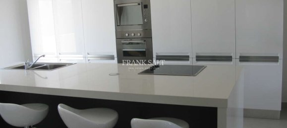 3 bedrooms Penthouse in Sliema, Malta No. 3243 4