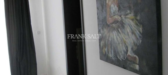 3 bedrooms Penthouse in Sliema, Malta No. 3243 11