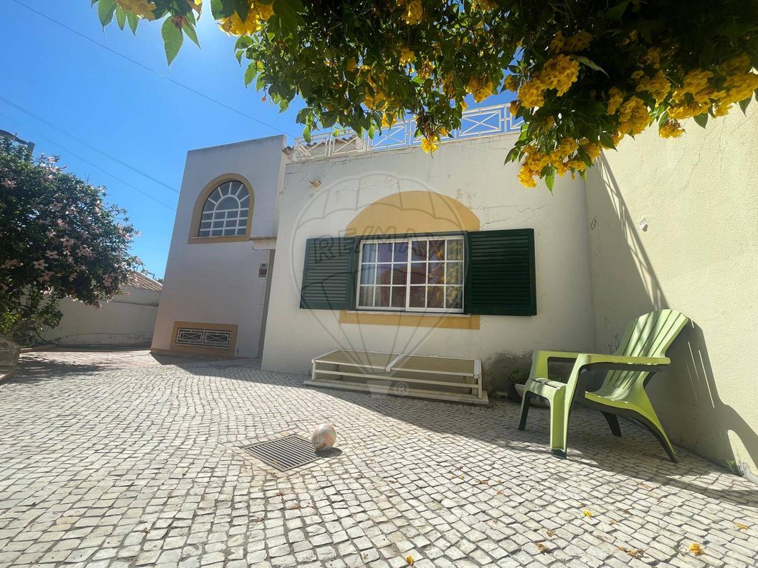 Villa de 5 dormitorios en Albufeira, Portugal No. 182551