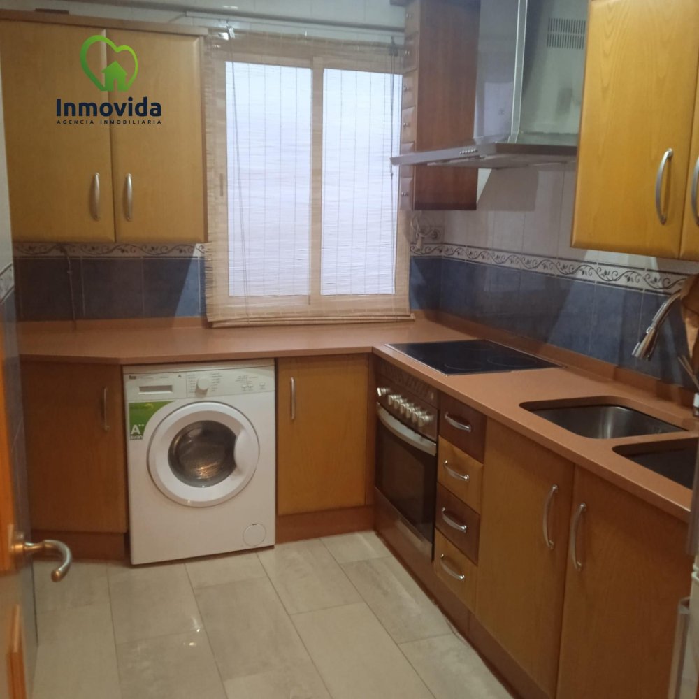 Apartamento de 3 dormitorios en Córdoba, Spain No. 160625