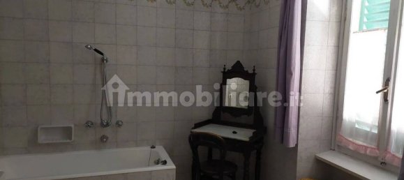 4 bedrooms Apartment in Arezzo, Italy No. 214616 15