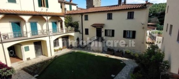 4 bedrooms Apartment in Arezzo, Italy No. 214616 36