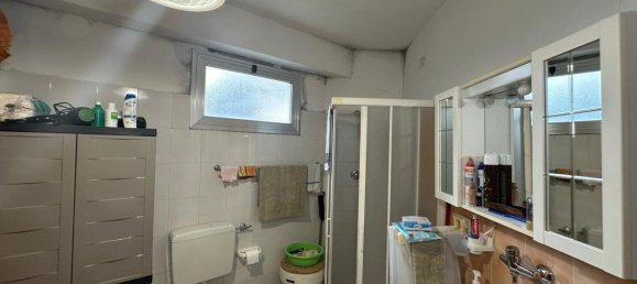 3 Schlafzimmer Haus in San Valentino in Abruzzo Citeriore, Italy, Nr. 329482 26