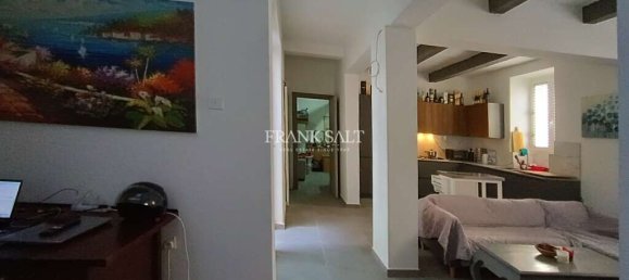 4 Schlafzimmer Stadthaus in Qormi, Malta, Nr. 1969 3