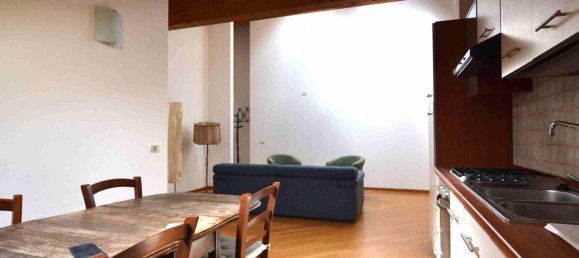 3 rooms Apartment in Trento, Italy No. 14719 8