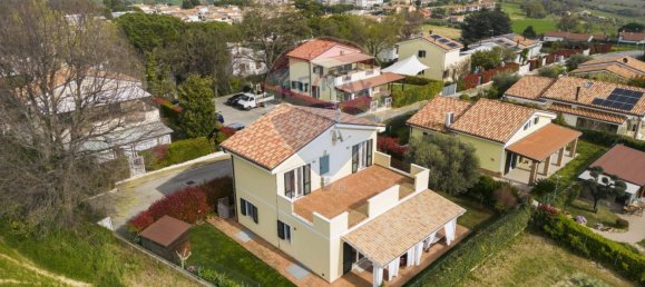 4 bedrooms Villa in Numana, Italy No. 64251 19