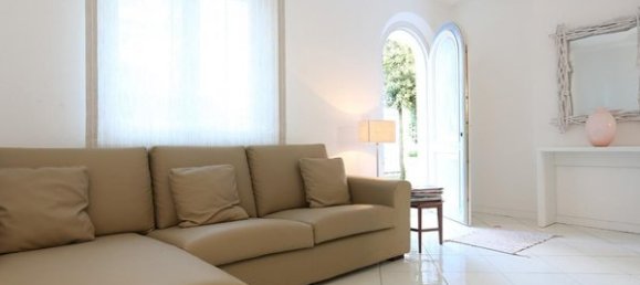 10 rooms Villa in Pietrasanta, Italy No. 198604 14