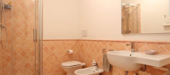 10 rooms Villa in Pietrasanta, Italy No. 198604 16