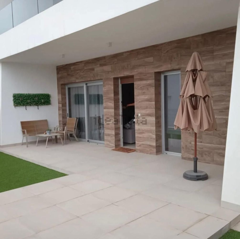 2 Schlafzimmer Bungalow in Alicante, Spain, Nr. 233287