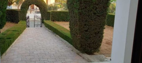 5 bedrooms Villa in Pentakomo, Cyprus No. 15257 16