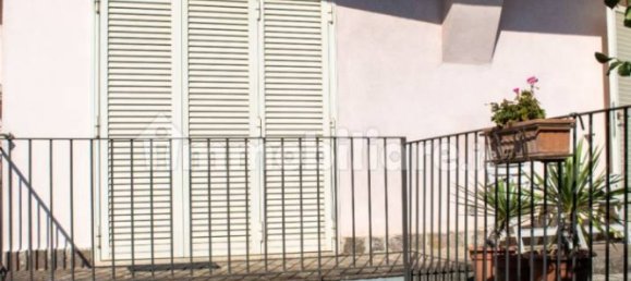 Casa de 4 dormitorios en Frosinone, Italy No. 252288 3