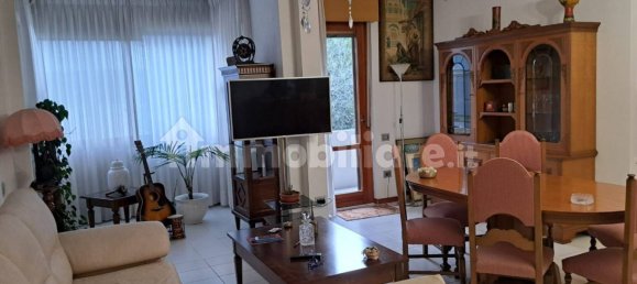 2 bedrooms Apartment in Cagliari, Italy No. 251952 3
