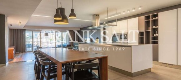 3 غرف نوم شقة في Ta' Xbiex, Malta رقم 8811 3