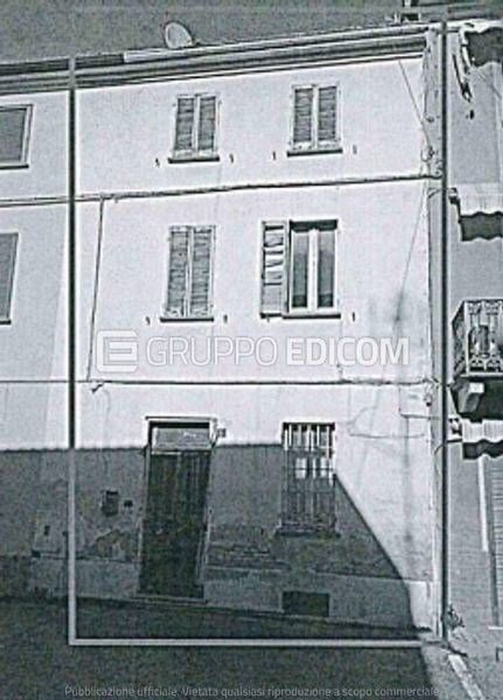 3 rooms Apartment in Retorbido, Italy No. 289718