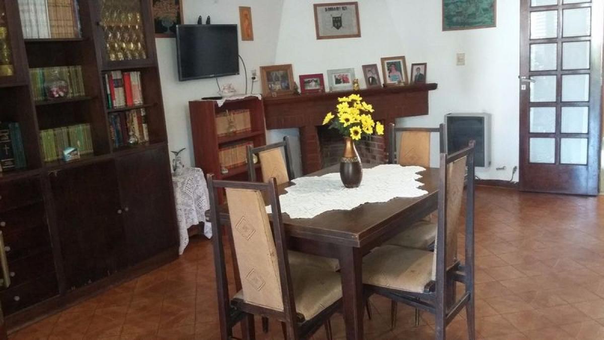 Дом с 3 спальнями в Мар-дель-Плата, Аргентина № 74531