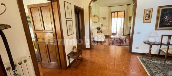 6 bedrooms Villa in Carrara, Italy No. 215043 14