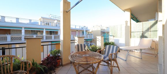 2-salle Penthouse à Loano, Italy No. 13525 4