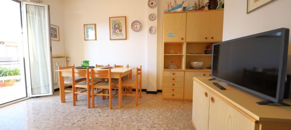 2-salle Penthouse à Loano, Italy No. 13525 8