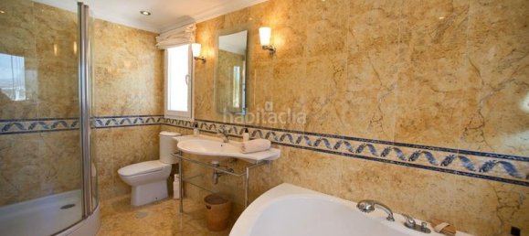 4 غرف نوم منزل في Marbella, Spain رقم 122444 9