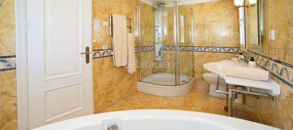 4 غرف نوم منزل في Marbella, Spain رقم 122444 19