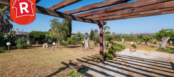 2 غرف نوم فيلا في Trepuzzi, Italy رقم 195744 29