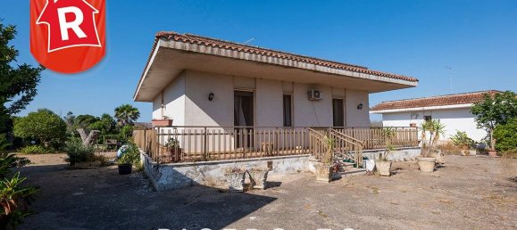 2 غرف نوم فيلا في Trepuzzi, Italy رقم 195744 48