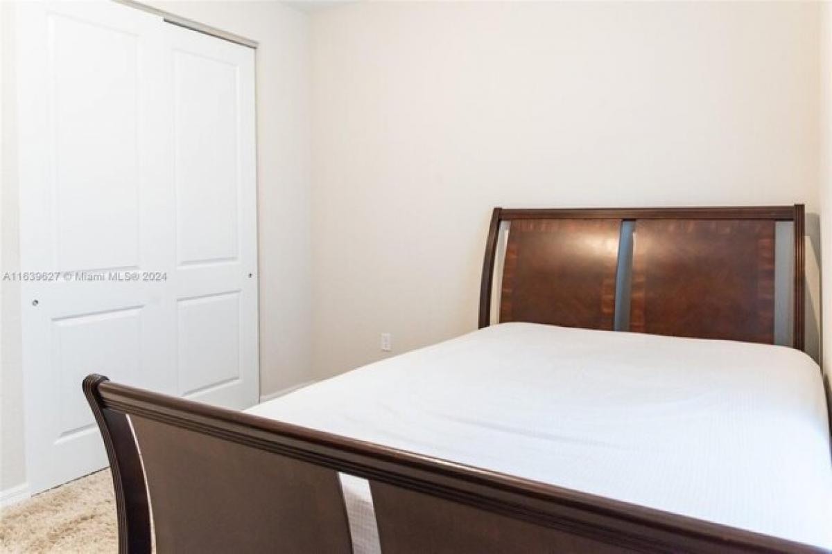 5 bedrooms House in Tamarac, USA No. 378384