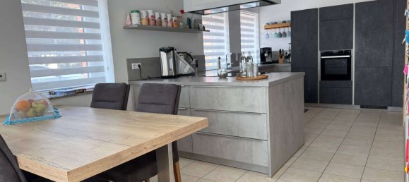 3 bedrooms House in Schweinfurt, Germany No. 272851 8