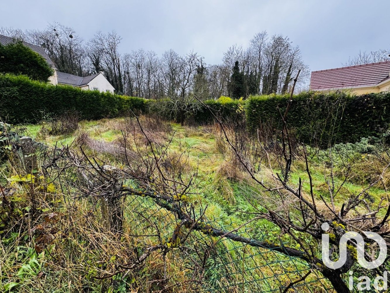  قطعة أرض في Clermont, France 331متر مربع رقم 41175