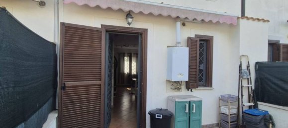 3 bedrooms House in Fiumicino, Italy No. 335044 6