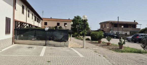 3 bedrooms House in Fiumicino, Italy No. 335044 2