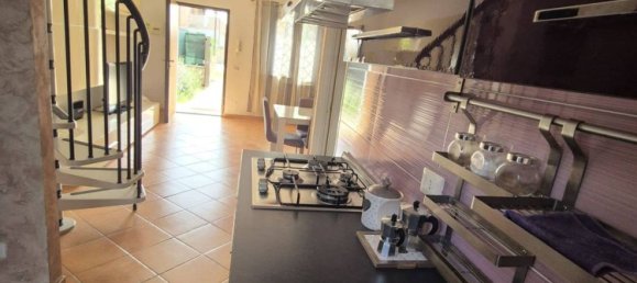 3 bedrooms House in Fiumicino, Italy No. 335044 11