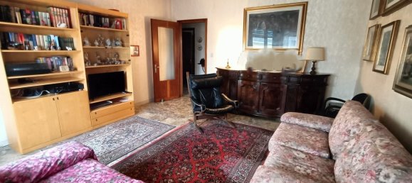 4 rooms Apartment in Padua, Italy No. 14708 18