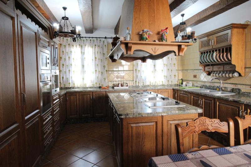 7 bedrooms Townhouse in Malaga, Spain No. 191924