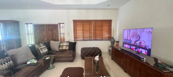 4 bedrooms Villa in Hua Hin, Thailand No. 25557 3