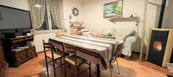 3 rooms House in Parma, Italy No. 129452 10
