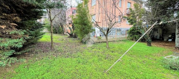 3 rooms House in Parma, Italy No. 129452 6