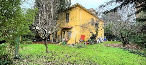 3 rooms House in Parma, Italy No. 129452 5